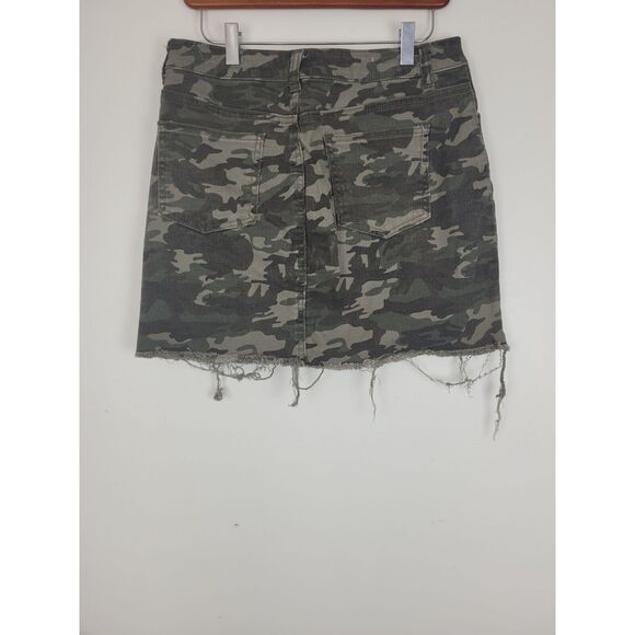 Vanilla Star Skirt 11 Womens Camouflage Mini Length Button Fly Raw Hem Denim - Picture 5 of 8